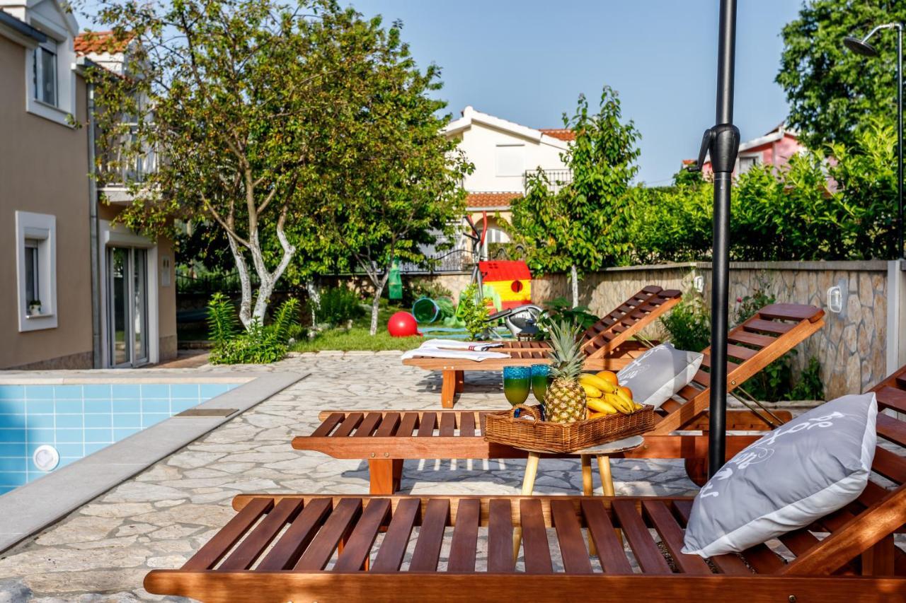Holiday Home Memories And Joy Imotski Exterior photo