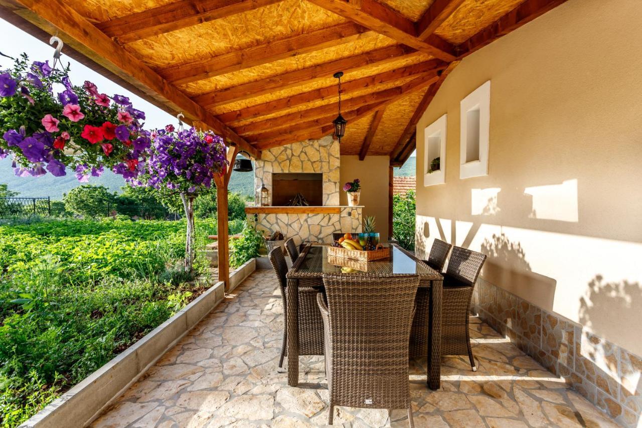 Holiday Home Memories And Joy Imotski Exterior photo