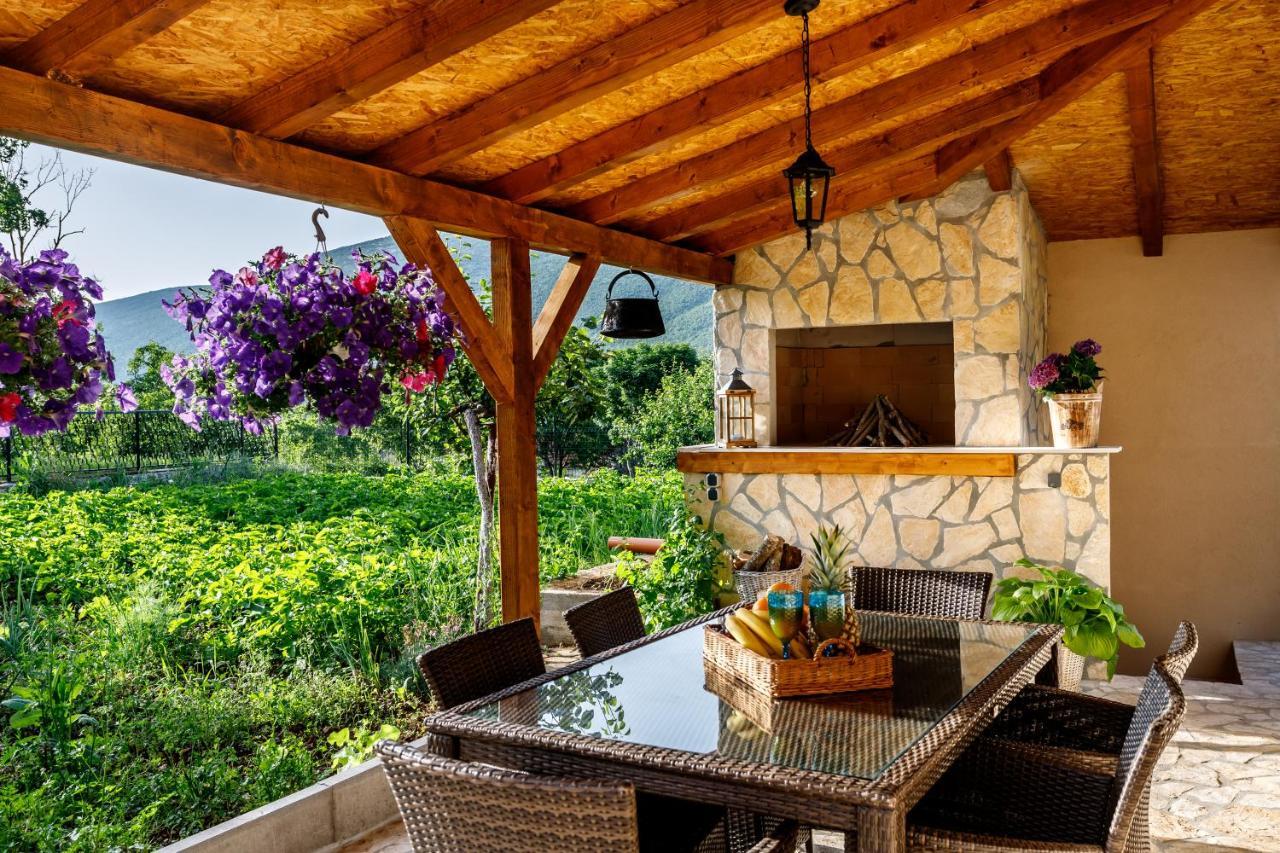 Holiday Home Memories And Joy Imotski Exterior photo
